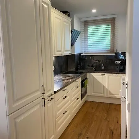 Appartement Seenaehe Mit Gratis Tiefgaragenplatz Seewalchen Buitenkant foto